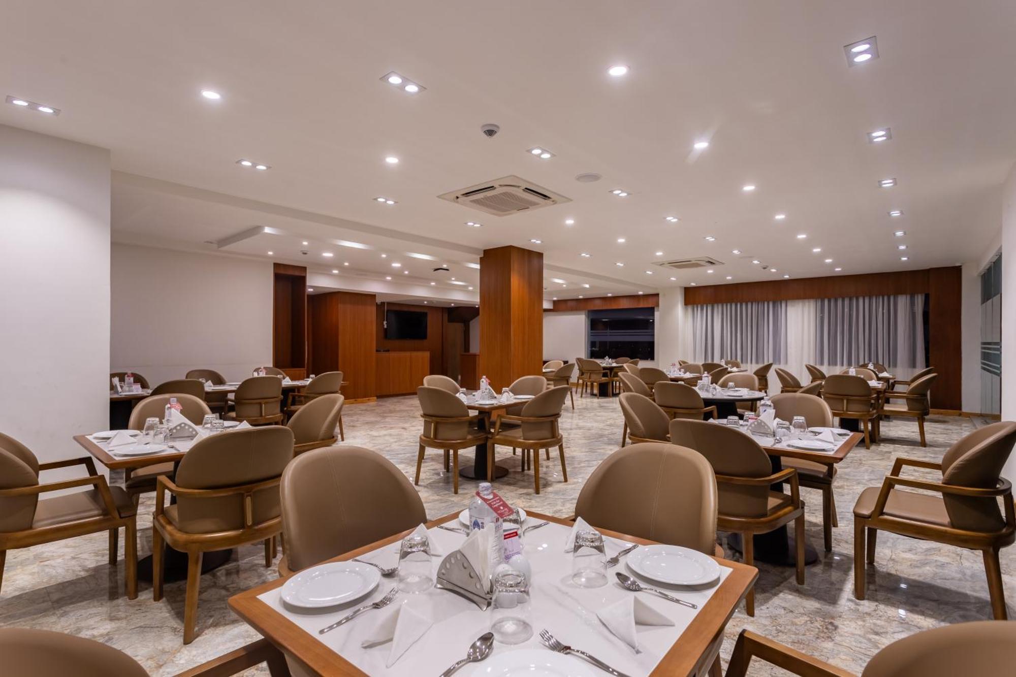 Mandala Norling Lords Prime Kathmandu Hotel Exterior photo