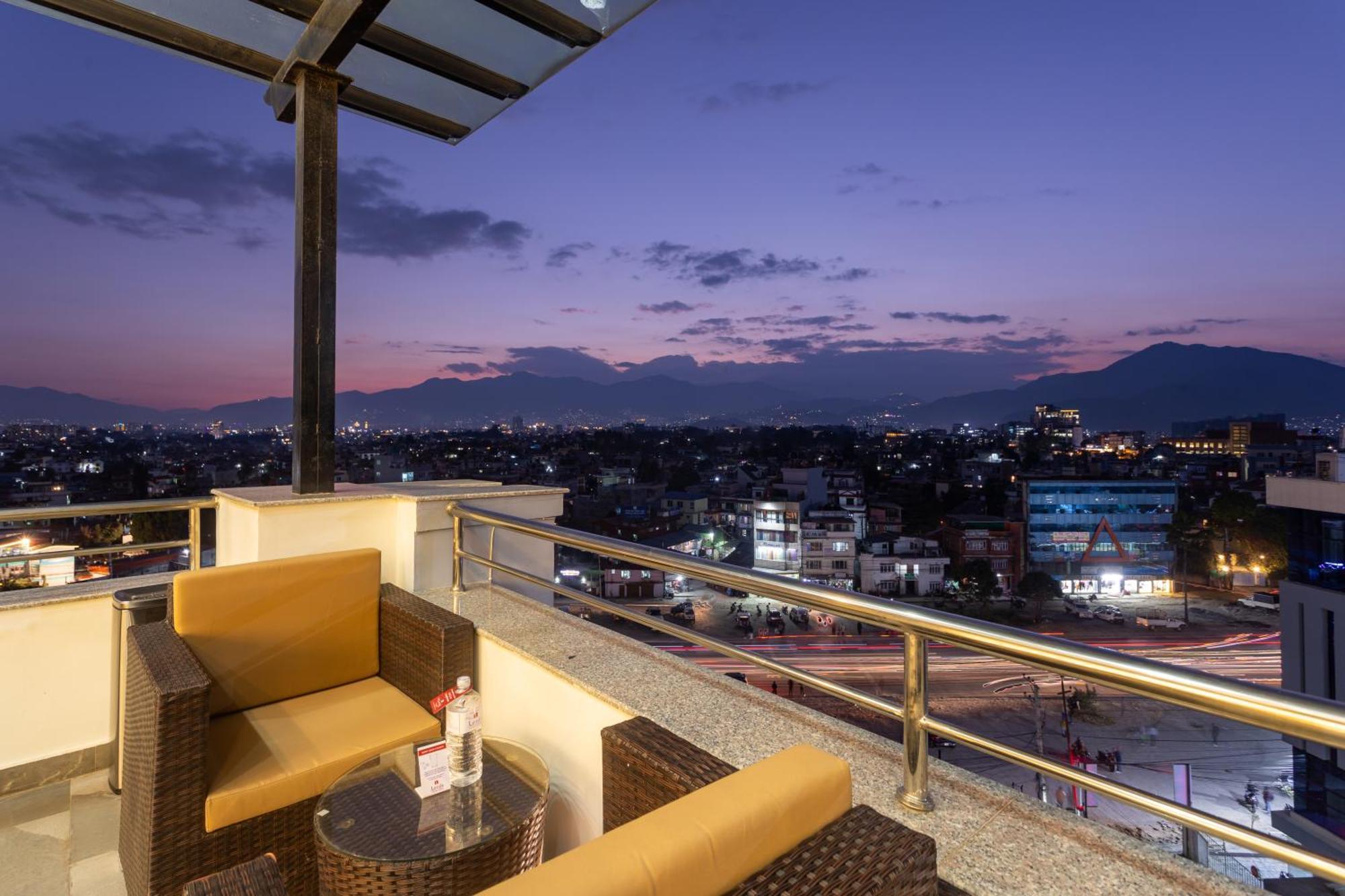 Mandala Norling Lords Prime Kathmandu Hotel Exterior photo