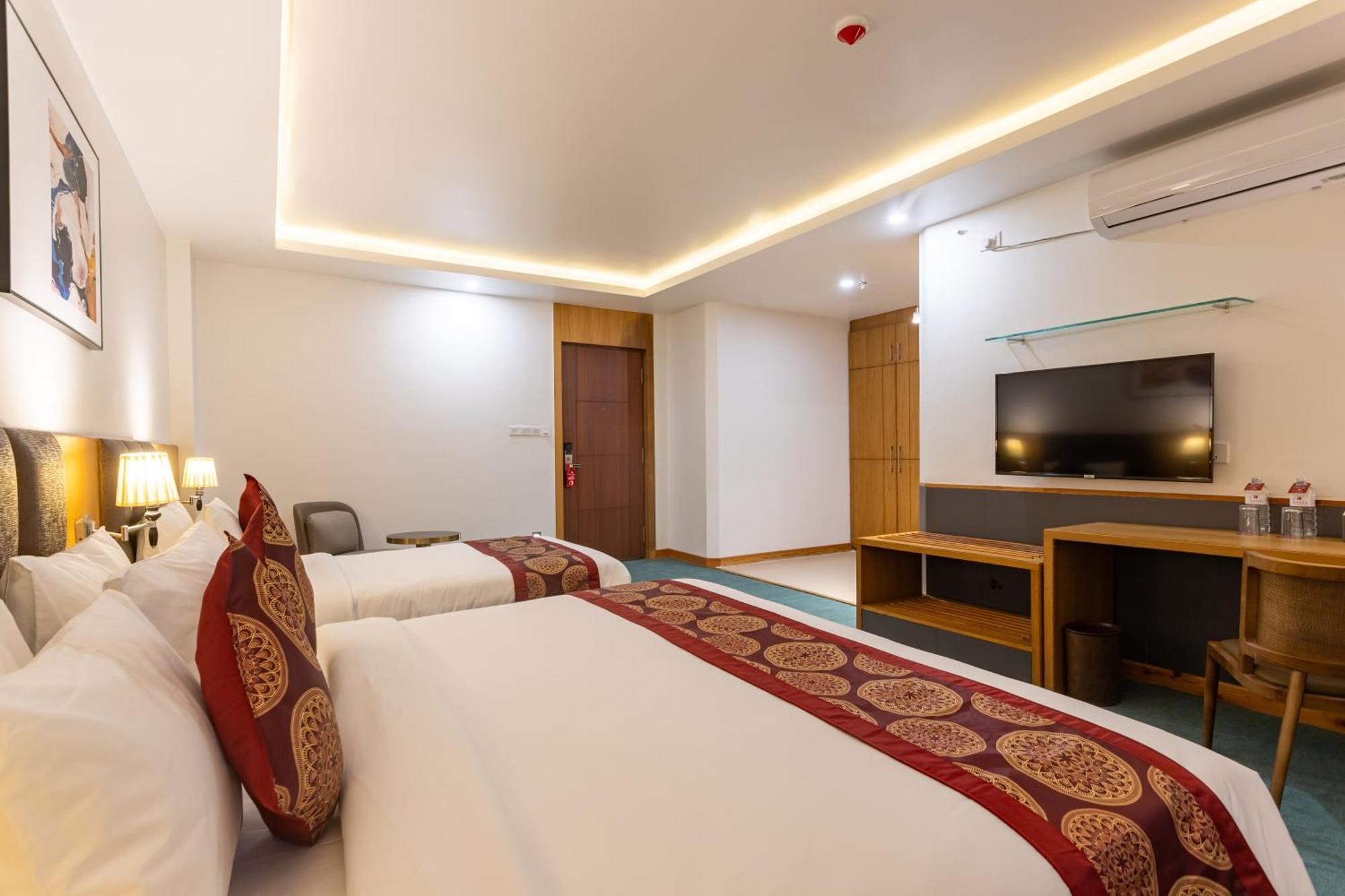 Mandala Norling Lords Prime Kathmandu Hotel Exterior photo
